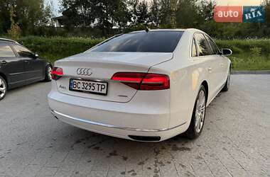 Седан Audi A8 2015 в 