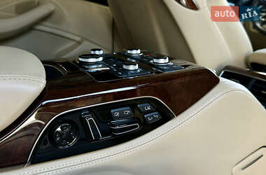 Седан Audi A8 2013 в 