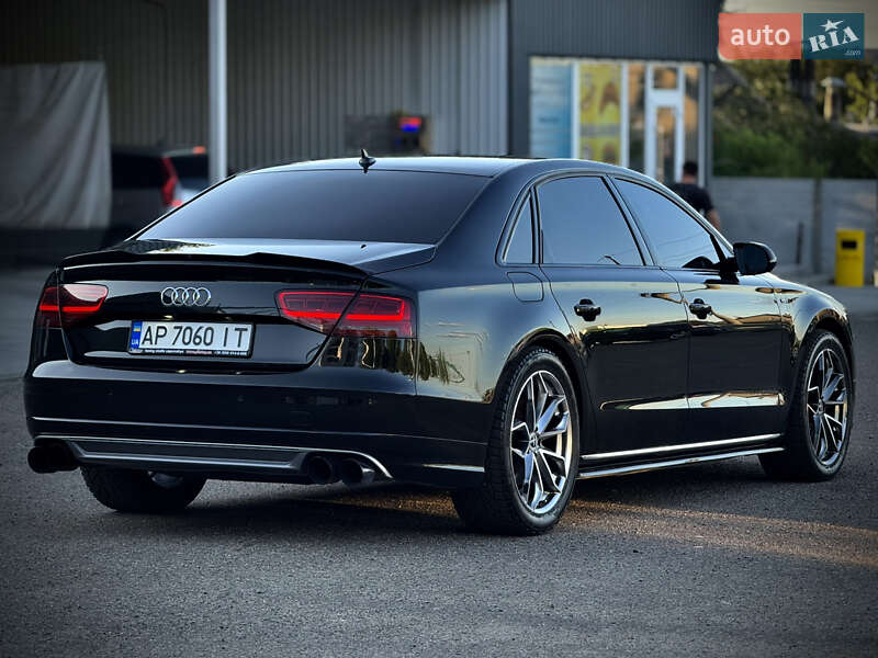 Седан Audi A8 2013 в Запорожье