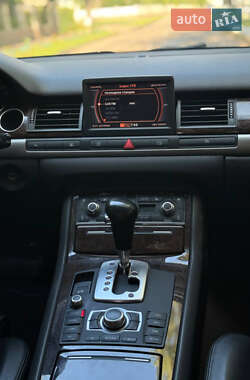 Седан Audi A8 2007 в 