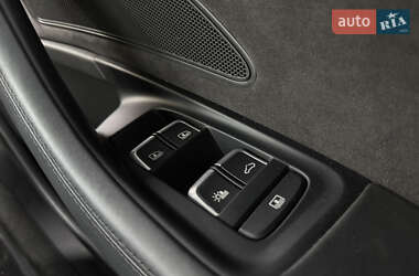 Седан Audi A8 2014 в 
