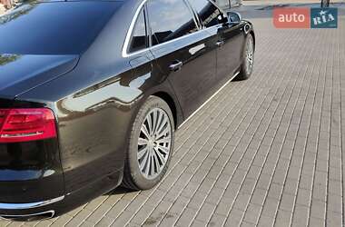 Седан Audi A8 2012 в 