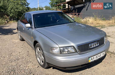 Седан Audi A8 1999 в Первомайске