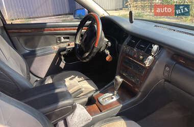 Седан Audi A8 1999 в 