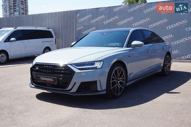 Седан Audi A8 2021 в Одессе