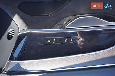 Седан Audi A8 2021 в 