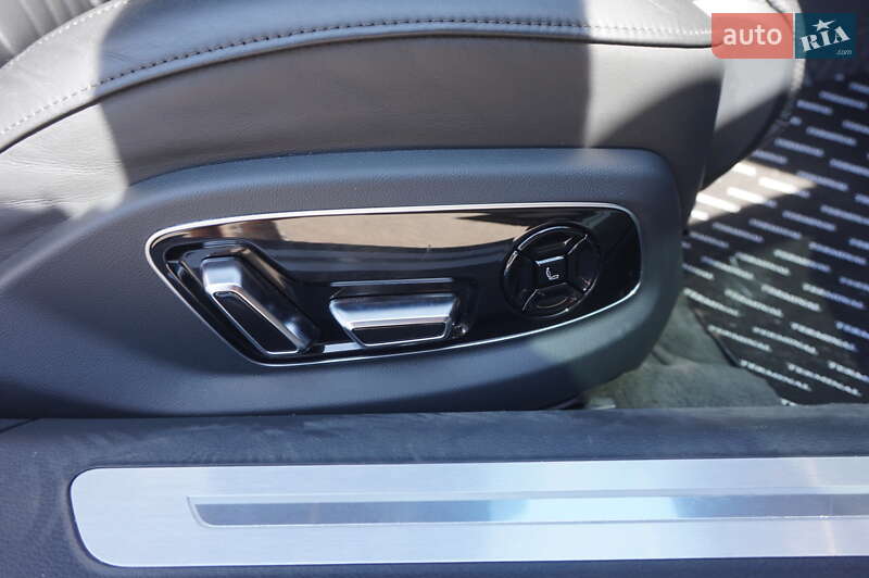 Седан Audi A8 2021 в Одессе
