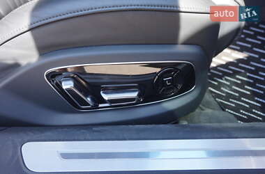 Седан Audi A8 2021 в 
