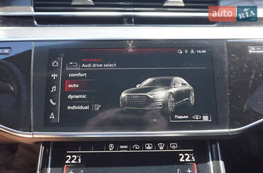 Седан Audi A8 2021 в 