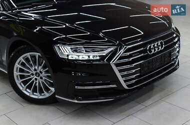 Седан Audi A8 2021 в 
