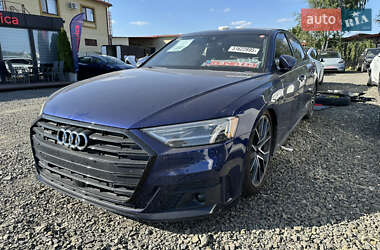 Седан Audi A8 2020 в Луцке