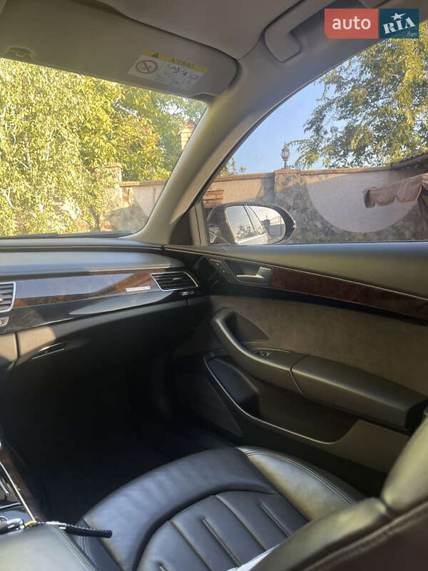 Седан Audi A8 2017 в Одессе