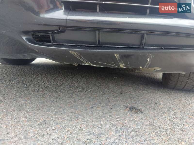 Седан Audi A8 2005 в Днепре