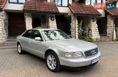 Седан Audi A8 2001 в 