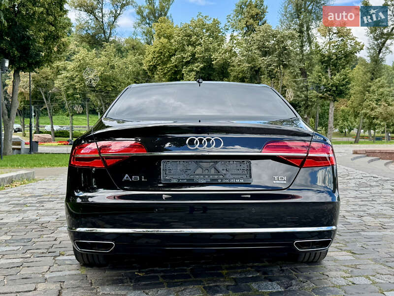 Седан Audi A8 2017 в Киеве