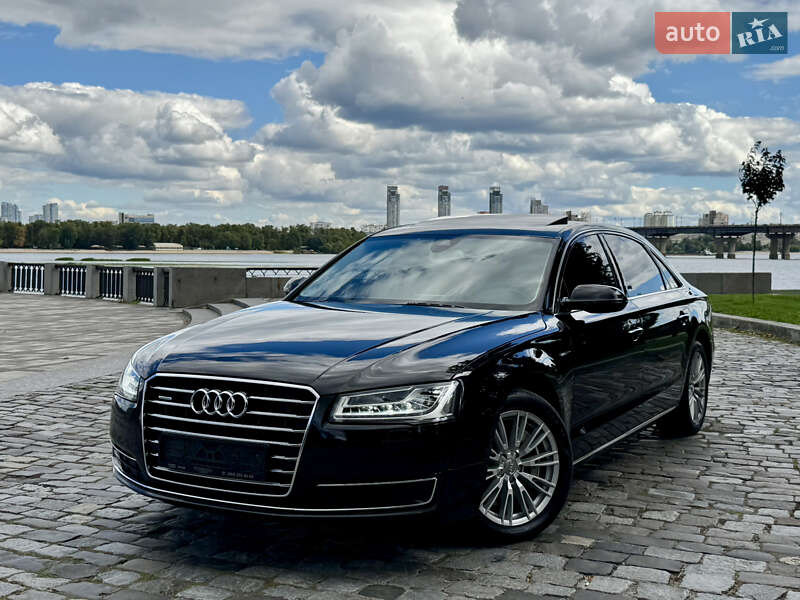 Седан Audi A8 2017 в Киеве
