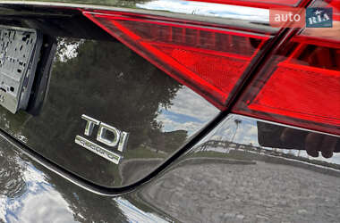 Седан Audi A8 2017 в 