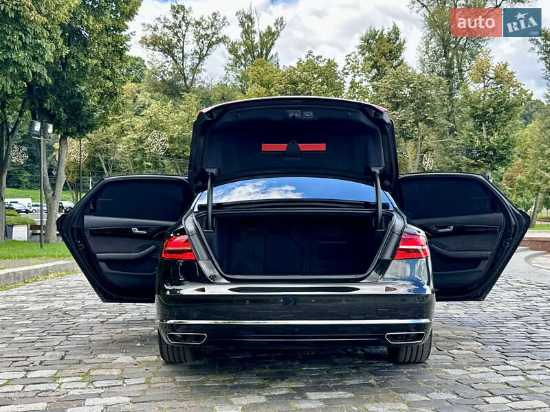 Седан Audi A8 2017 в Киеве