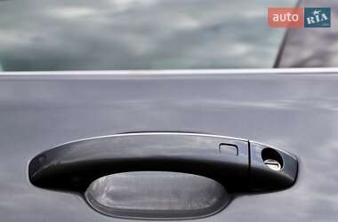 Седан Audi A8 2015 в 
