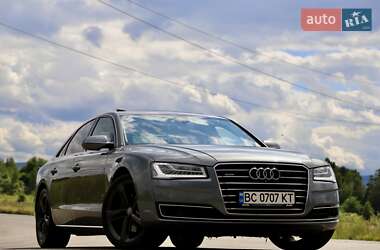 Седан Audi A8 2015 в Дрогобыче