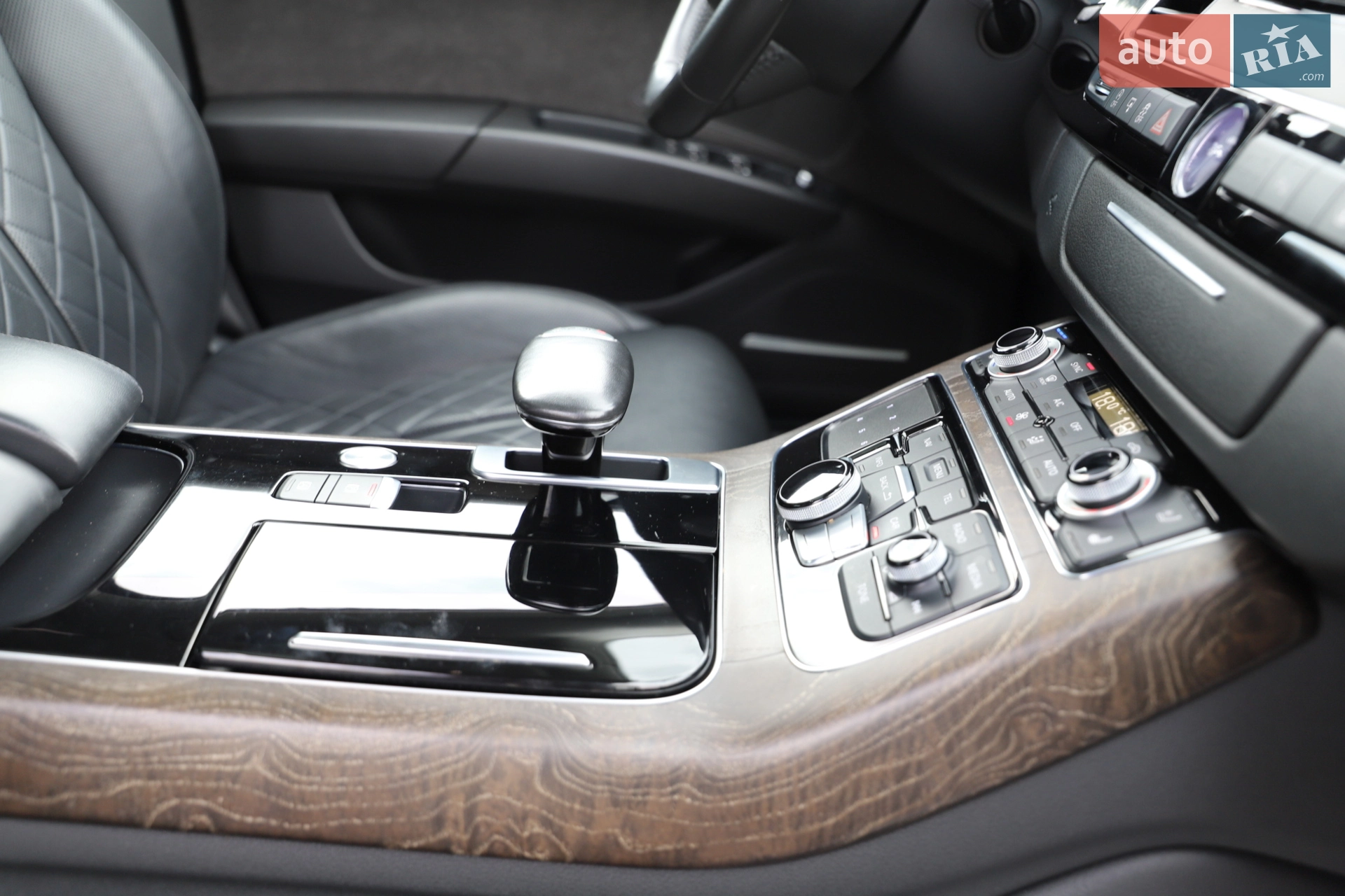 2015 Audi A8 - мініатюра 86