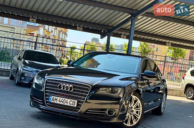 Седан Audi A8 2011 в 