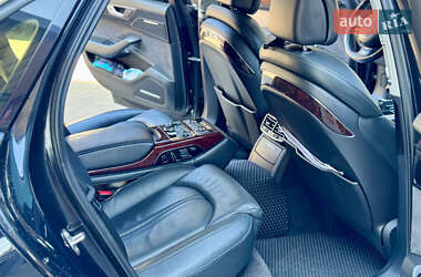 Седан Audi A8 2011 в 