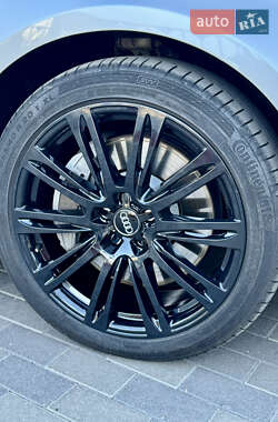 Седан Audi A8 2010 в 