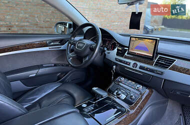 Седан Audi A8 2010 в 