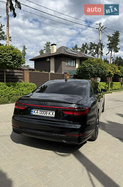 Седан Audi A8 2017 в 
