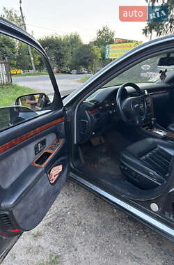 Седан Audi A8 2002 в 