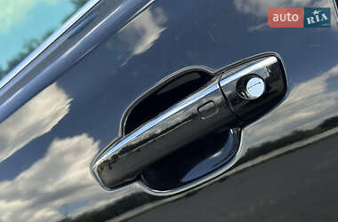 Седан Audi A8 2015 в 