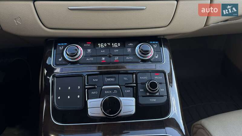 Седан Audi A8 2014 в Ивано-Франковске