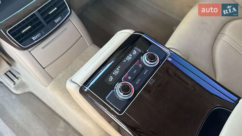 Седан Audi A8 2014 в Ивано-Франковске