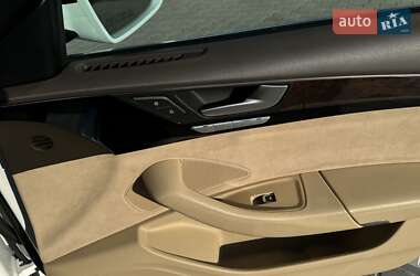 Седан Audi A8 2014 в Ивано-Франковске