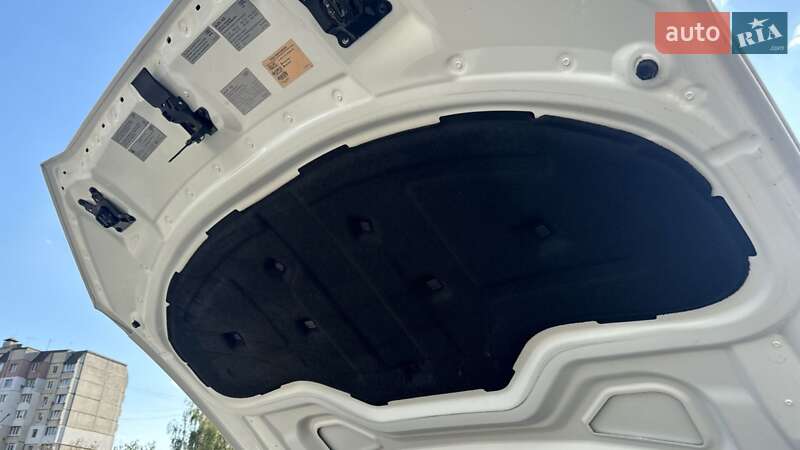 Седан Audi A8 2014 в Ивано-Франковске