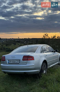 Седан Audi A8 2009 в 