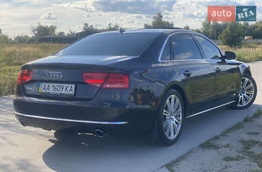 Седан Audi A8 2011 в 
