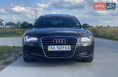 Седан Audi A8 2011 в 