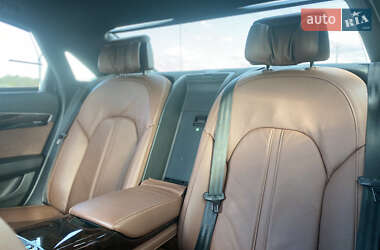 Седан Audi A8 2011 в 