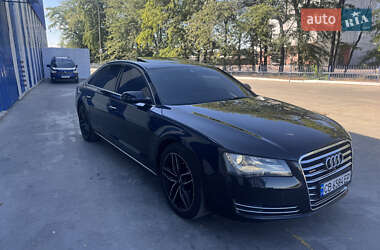 Седан Audi A8 2012 в 