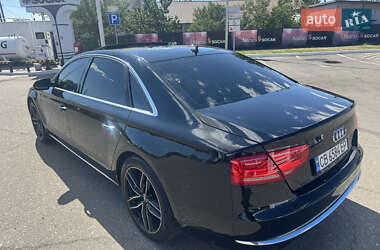 Седан Audi A8 2012 в 