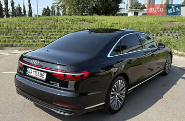 Седан Audi A8 2022 в 