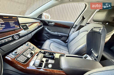 Седан Audi A8 2013 в 