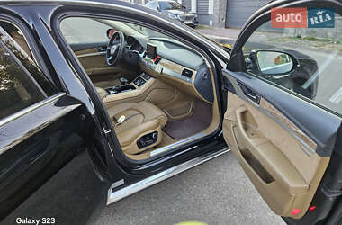 Седан Audi A8 2013 в 