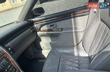 Седан Audi A8 1999 в 