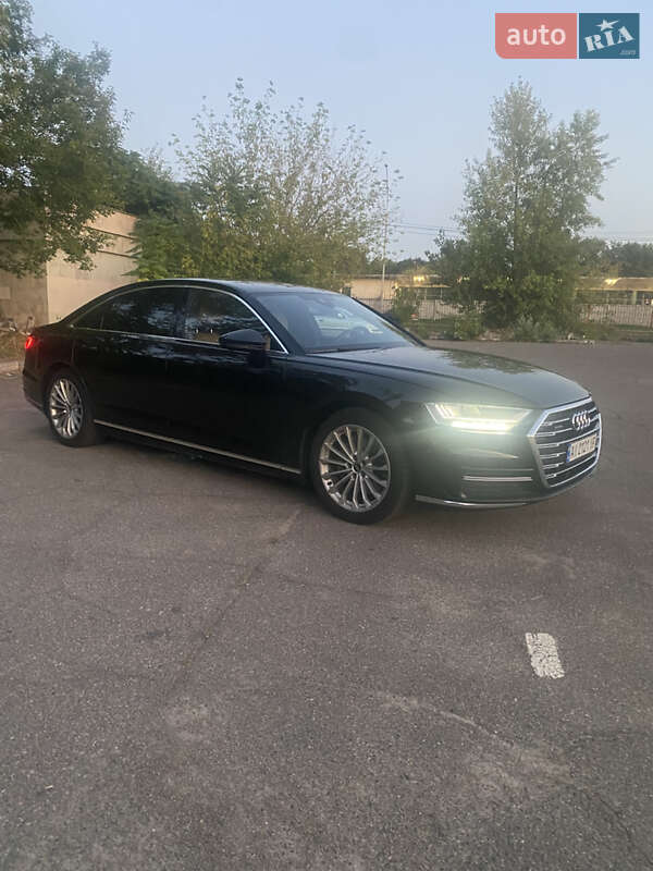 Седан Audi A8 2021 в Києві
