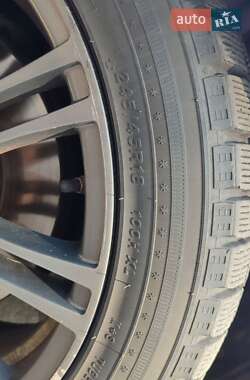 Седан Audi A8 2004 в 