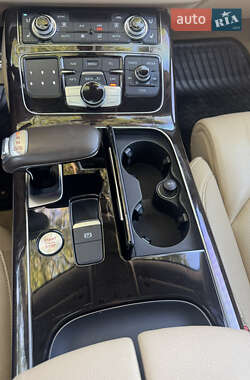 Седан Audi A8 2014 в 