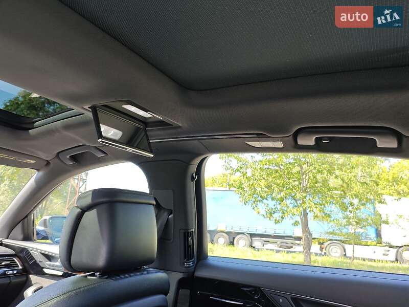Седан Audi A8 2015 в Смеле фото 4 Седан Audi A8 2015 в Смеле